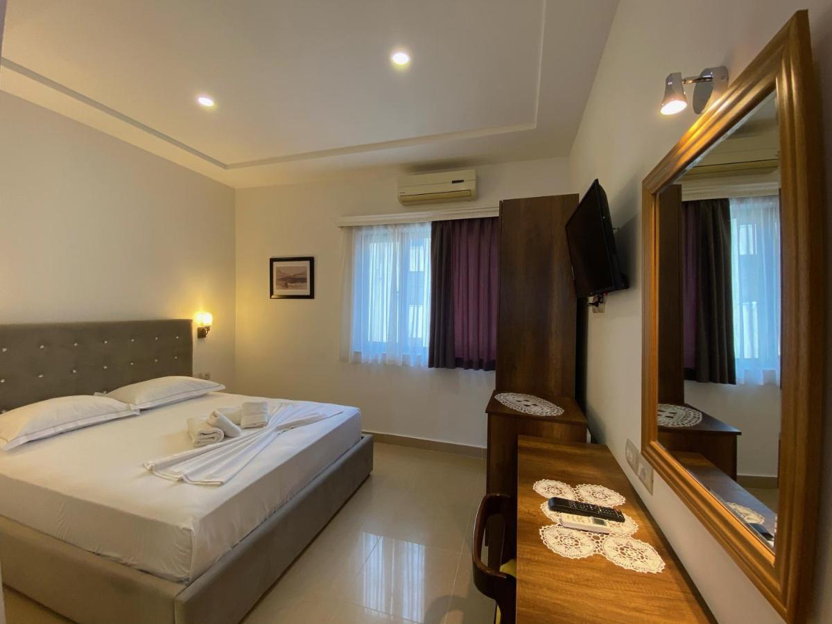 Hotel Republika Berat Dış mekan fotoğraf