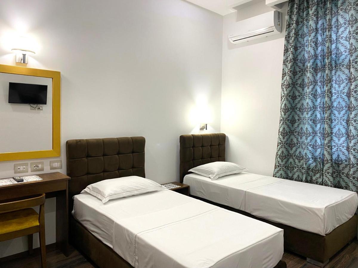 Hotel Republika Berat Dış mekan fotoğraf