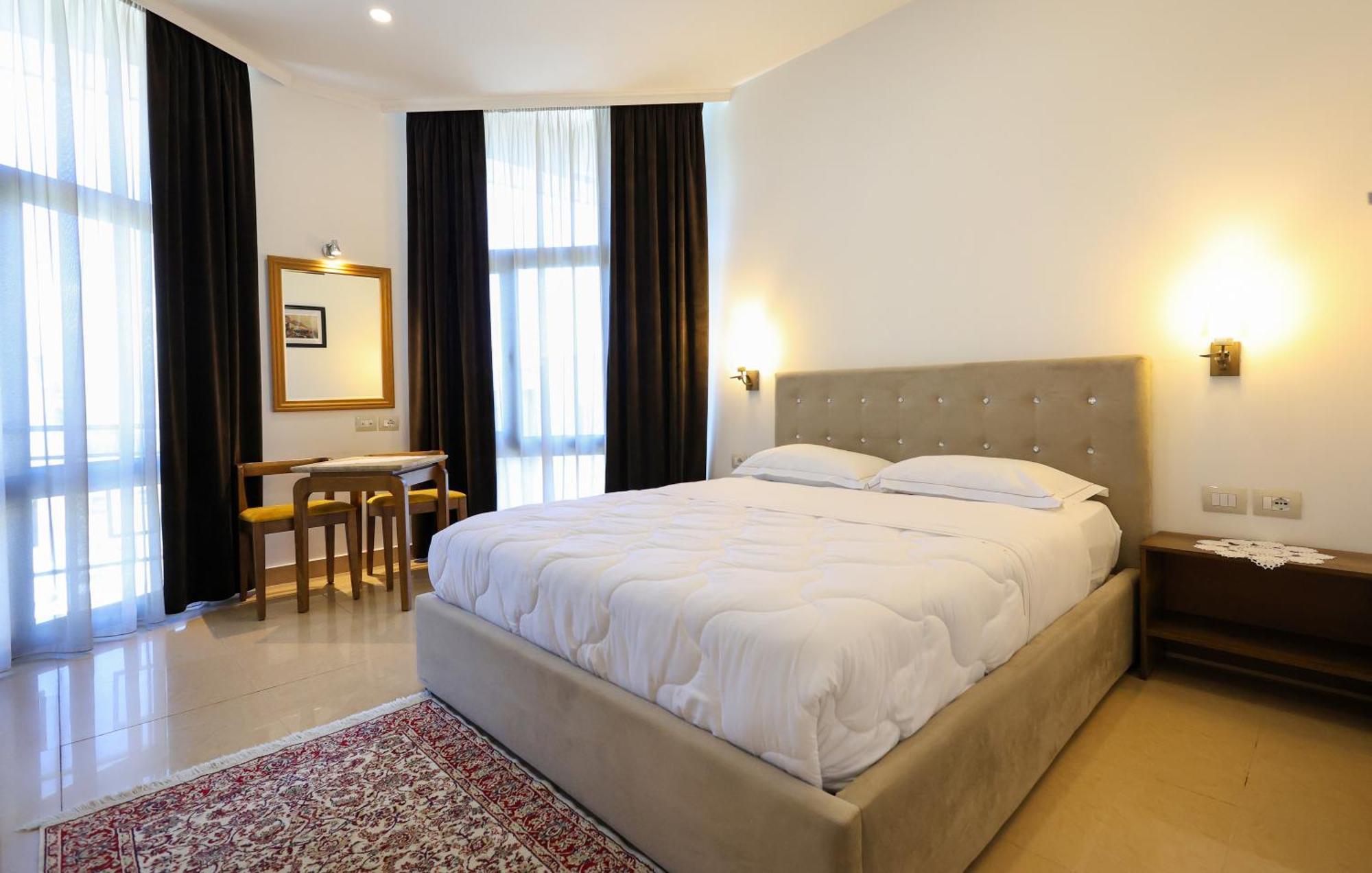 Hotel Republika Berat Dış mekan fotoğraf