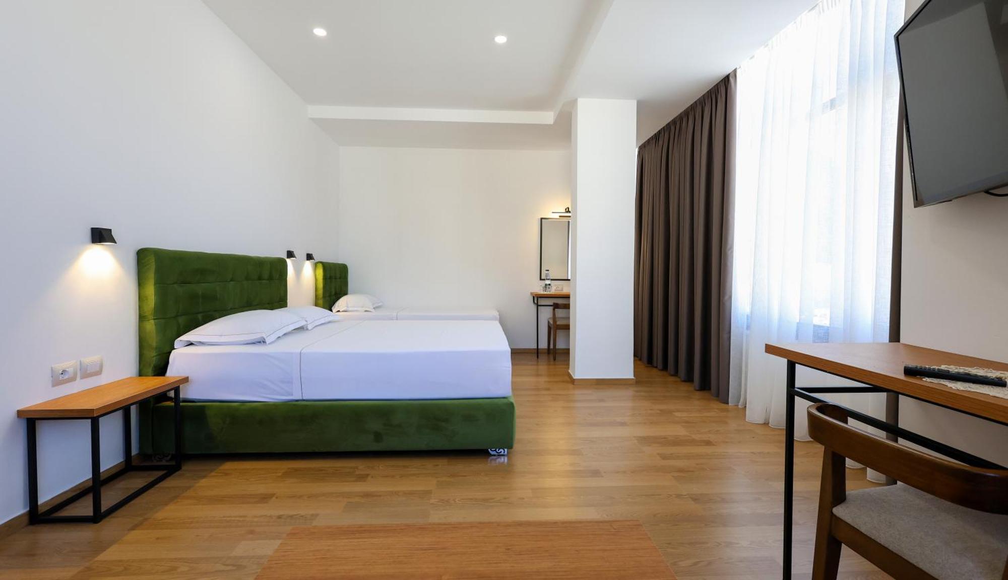 Hotel Republika Berat Dış mekan fotoğraf