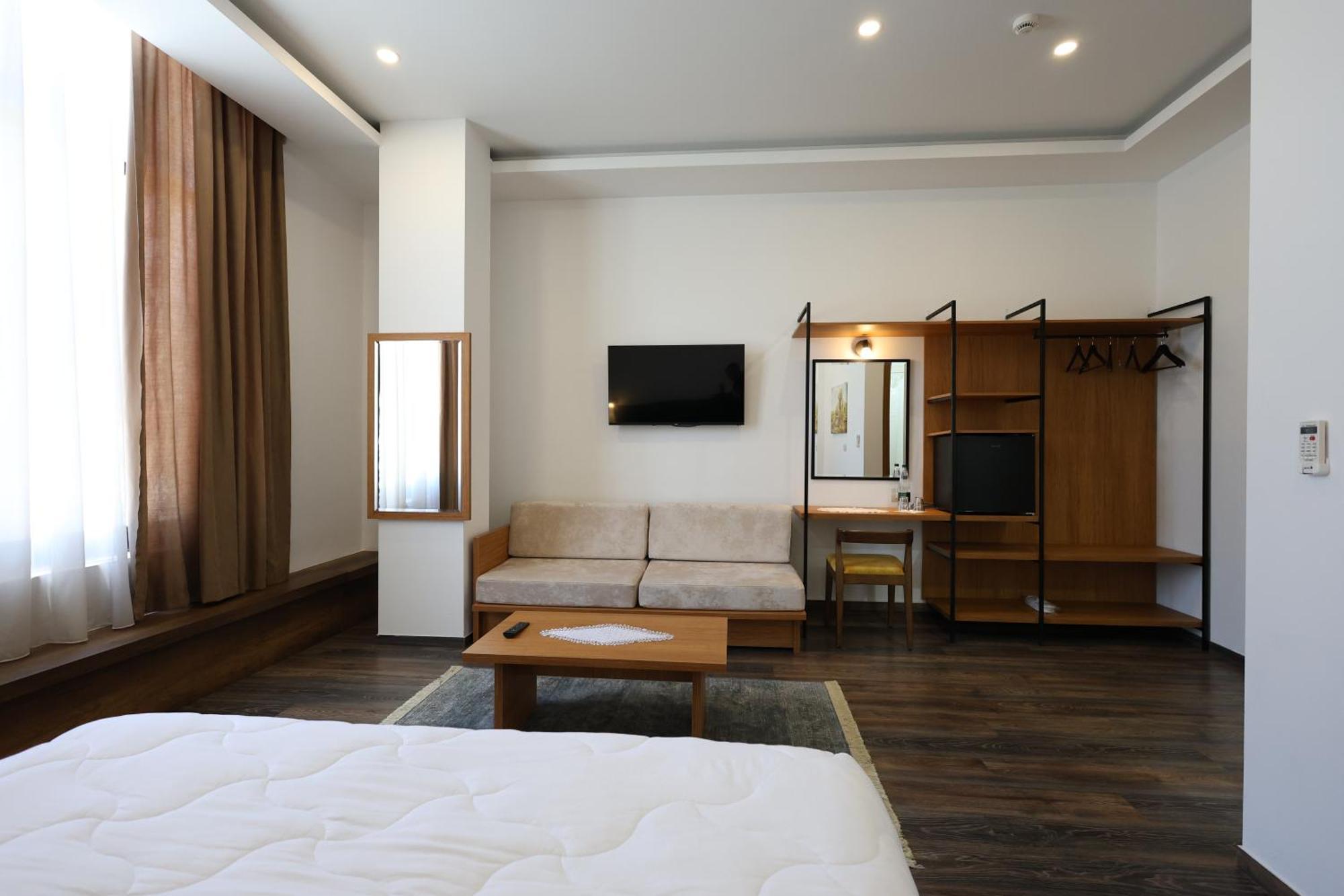 Hotel Republika Berat Dış mekan fotoğraf
